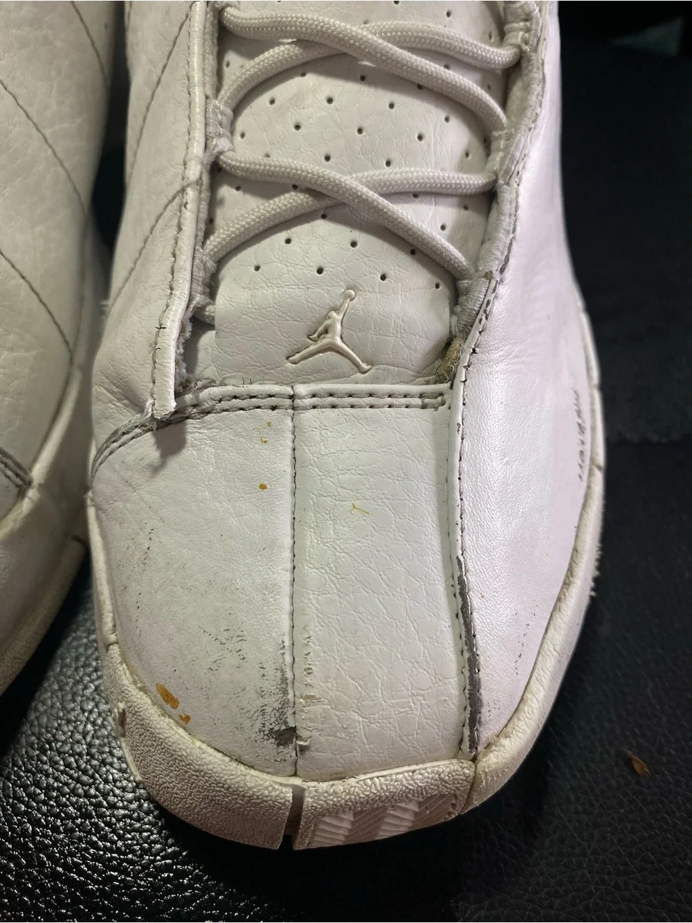 Jordan Team Elite 2 Low Men’s Leather Sneakers in White Size 8.5